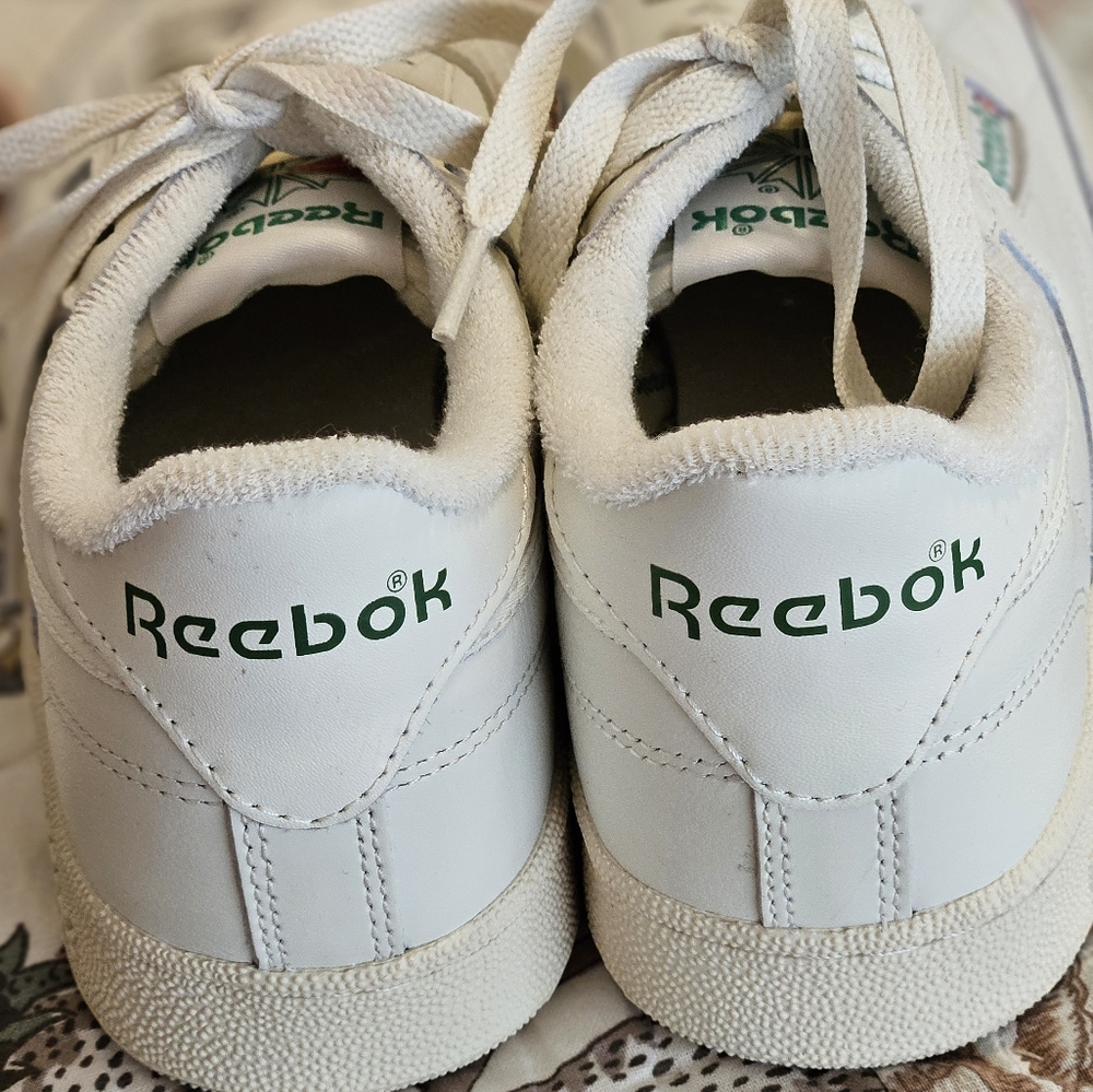Reebok White and Green Sneakers - Picture 10 of 12